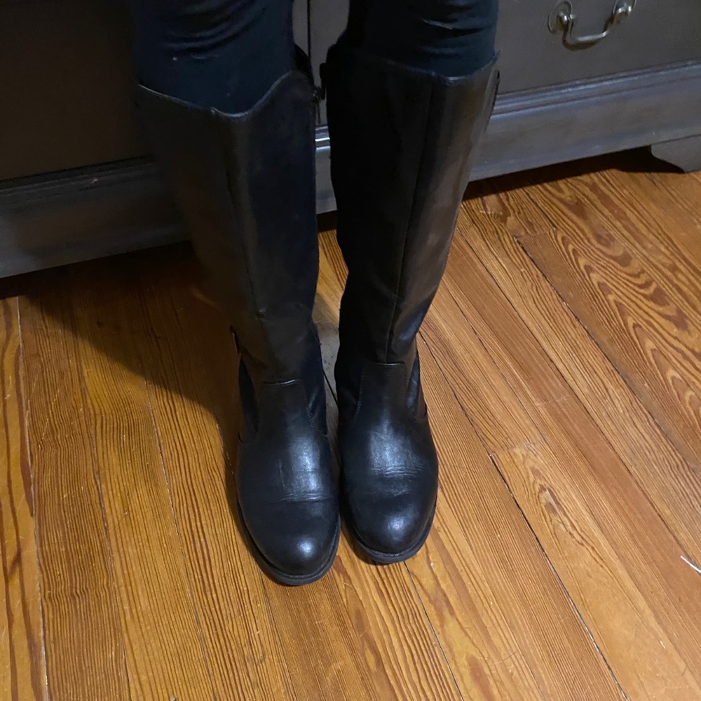 Boots - Picture 2 of 2